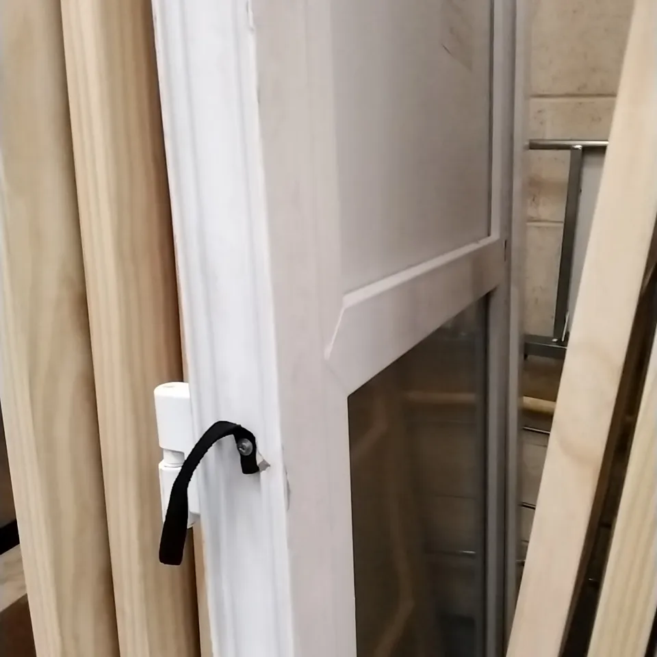 PVCU BACK DOOR 1/2 GLAZED 205.5X84X6CM