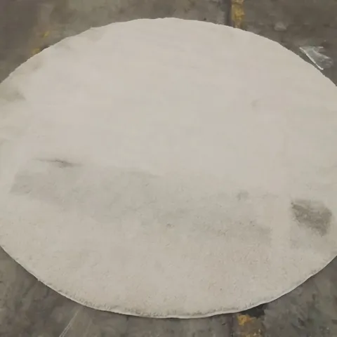 QUALITY DESIGNER AREA RUG - APPROXIMATELY 180X180CM