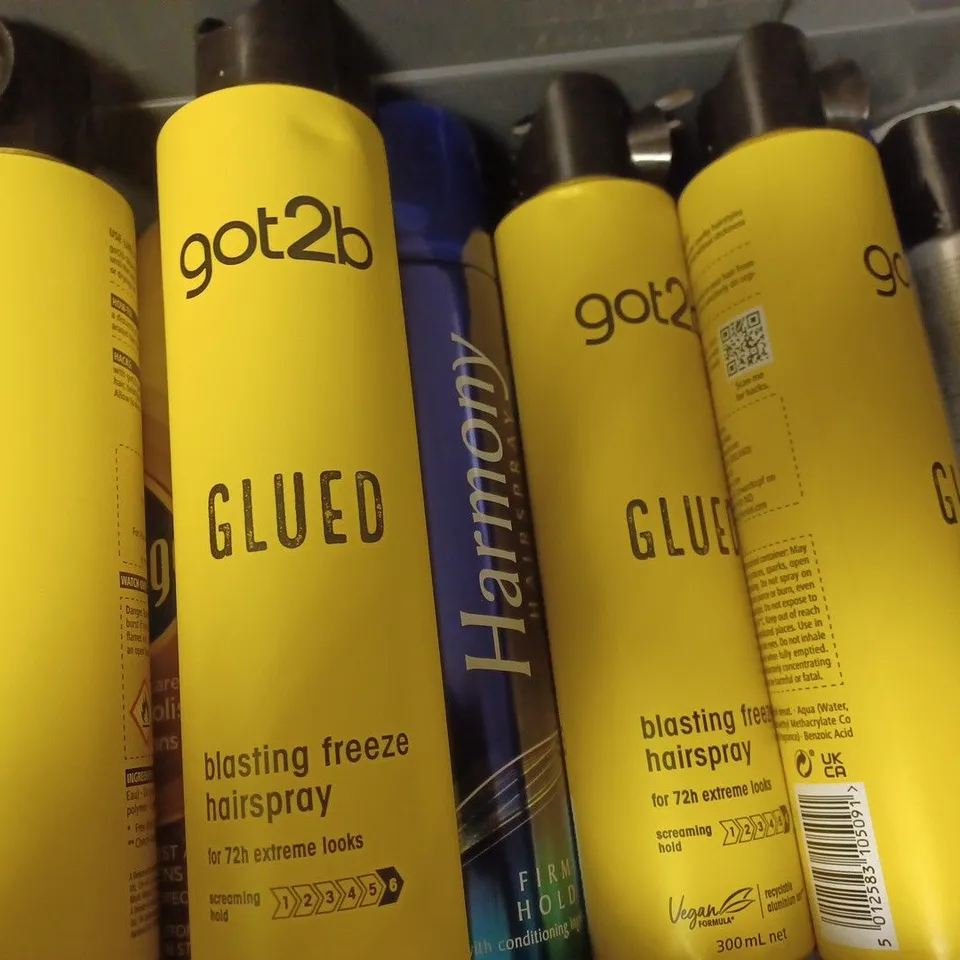 BOX OF APPROX 10 ASSORTED AEROSOLS TO INCLUDE PLEDGE WOOD POLISH, GOT2B HAIRSPRAY, CORNERSTONE DEODORANT, ETC 