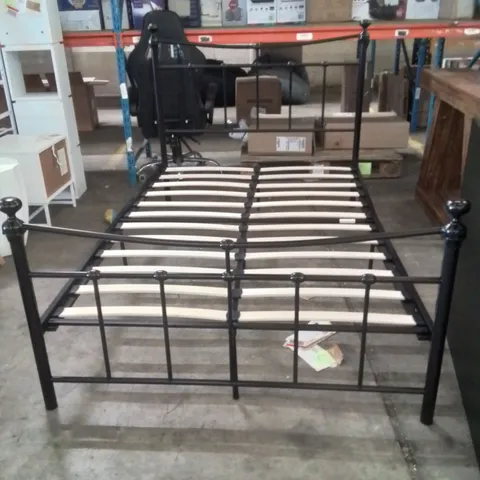 HAYLER BEDFRAME SMALL DOUBLE BLACK