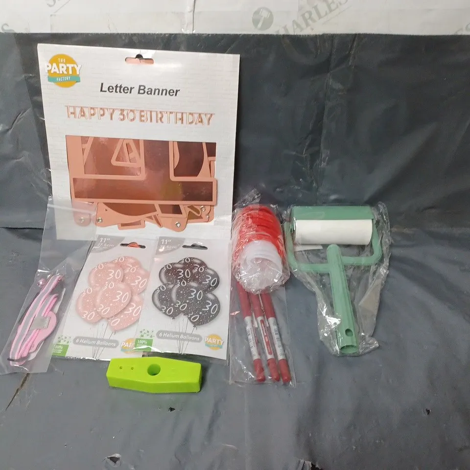 BOX OF APPROXIMATELY 20 ASSORTED HOUSEHOLD ITEMS TO INCLUDE BIRTHDAY BANNER AND BALLOONS, CAT COLLARS AND STATIONARY