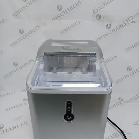 BOXED KUMIO ICE MAKER