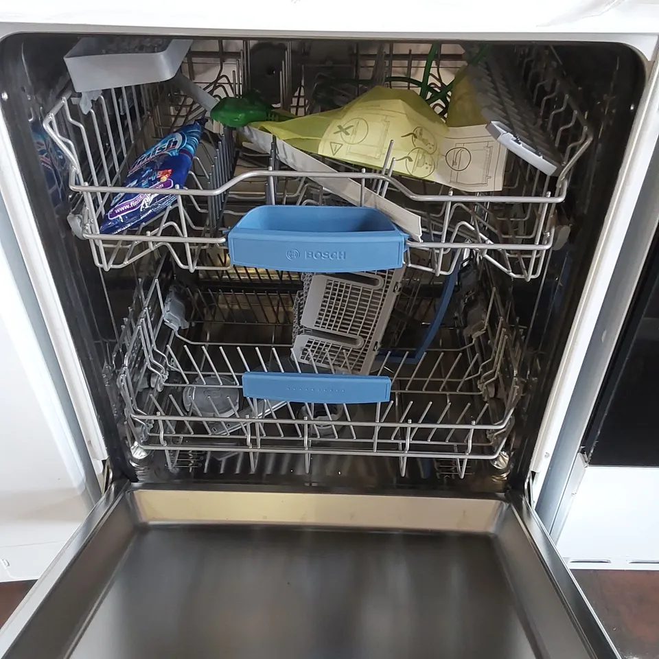 BOSCH SD6P1B FREESTANDING DISHWASHER - WHITE