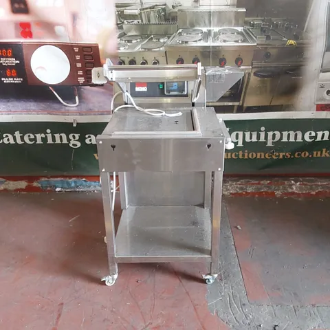 MONO EQUIPMENT FG480-A01 COMMERCIAL L SEALER
