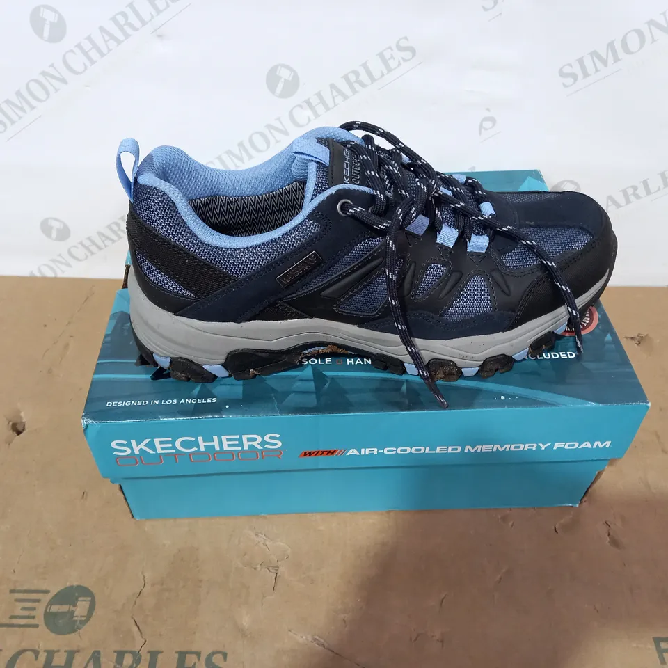 BOXED PAIR OF SKECHERS - SIZE 5.5