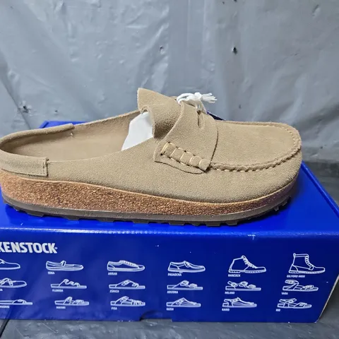 BOXED PAIR OF BIRKENSTOCK NAPLES SHOES IN TAUPE - SIZE 39