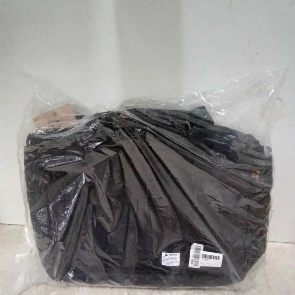 PACKAGED GES STORAGE BAG - BLACK 17.3" 