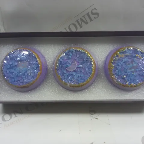 KIMBLE HOME VELVET MIDNIGHT BATH FIZZERS AMBER + VETIVER FRAGRANCE