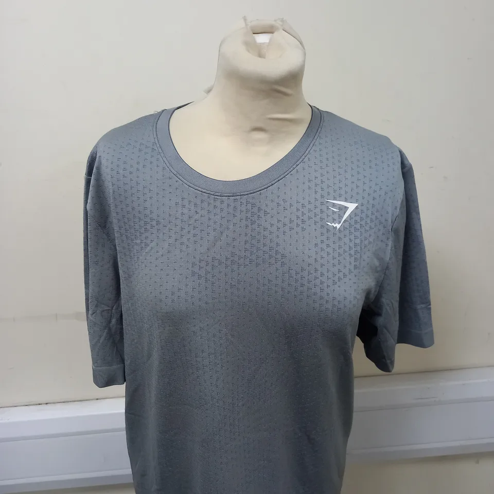 GYMSHARK TRAINING SHIRT SIZE L
