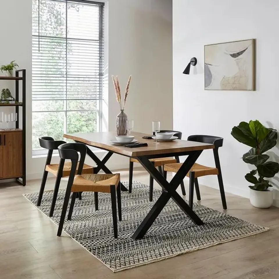 BOXED EZRA 4-6 SEATER RECTANGULAR EXTENDABLE DINING TABLE, 160-200cm - RUSTIC WOOD EFFECT (1 BOX)