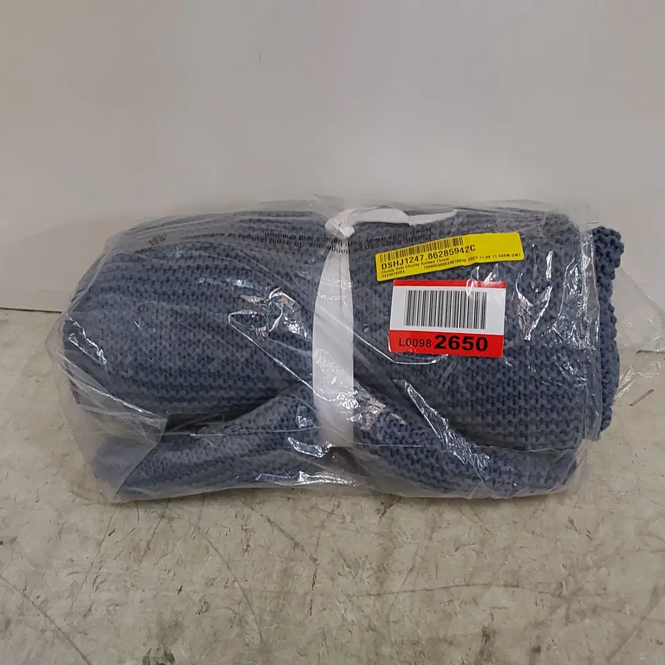 CHRISTY OSLO CHUNKY KNITTED THROW 