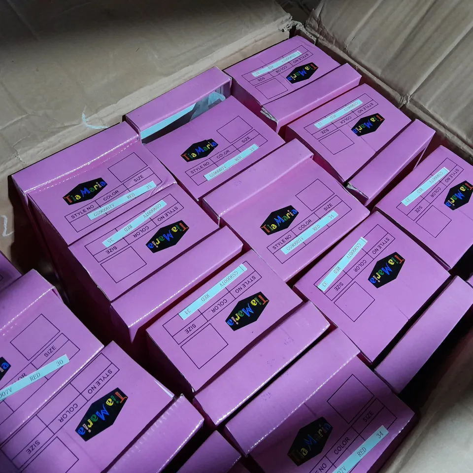 APPROXIMATELY 14 BOXED PAIR OF TIA MARIA KIDS MARY JANE SHOES IN RED VARIOUS SIZES TO INCLUDE SIZE 30EU