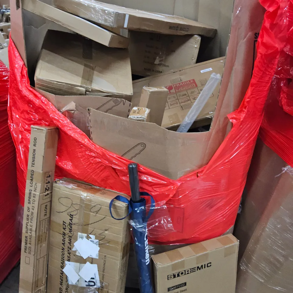 PALLET OF ASSORTED ITEMS TO INCLUDE, BASKET BALL SET, TENSION BAT, UMBRELLA, TOILET SEATS, BALLOON ARCH KIT.