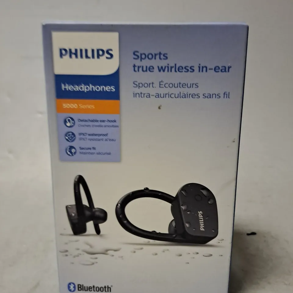 BOXED PHILIPS HEADPHONES 5000 SERIES 