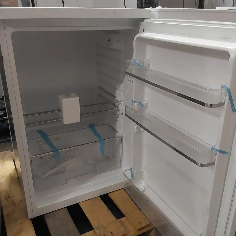 CANDY CHTL552WKN TABLE TOP REFRIGERATOR WHITE - UNPROCESSED RAW RETURN
