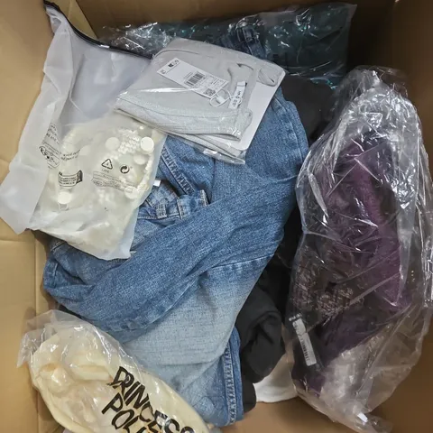 LARGE BOX OF APPROXIMATELY 25 ASSORTED CLOTHING ITEMS IN VARIOUS COLOURS, STYLES AND SIZES - COLLECTION ONLY