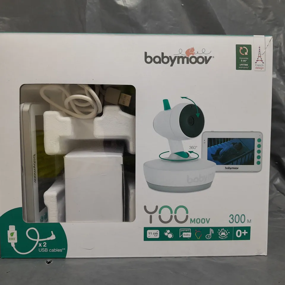 BABYMOOV YOO-MOOV MOTORISED VIDEO/CAMERA BABY MONITOR AND NIGHT LIGHT RRP £200