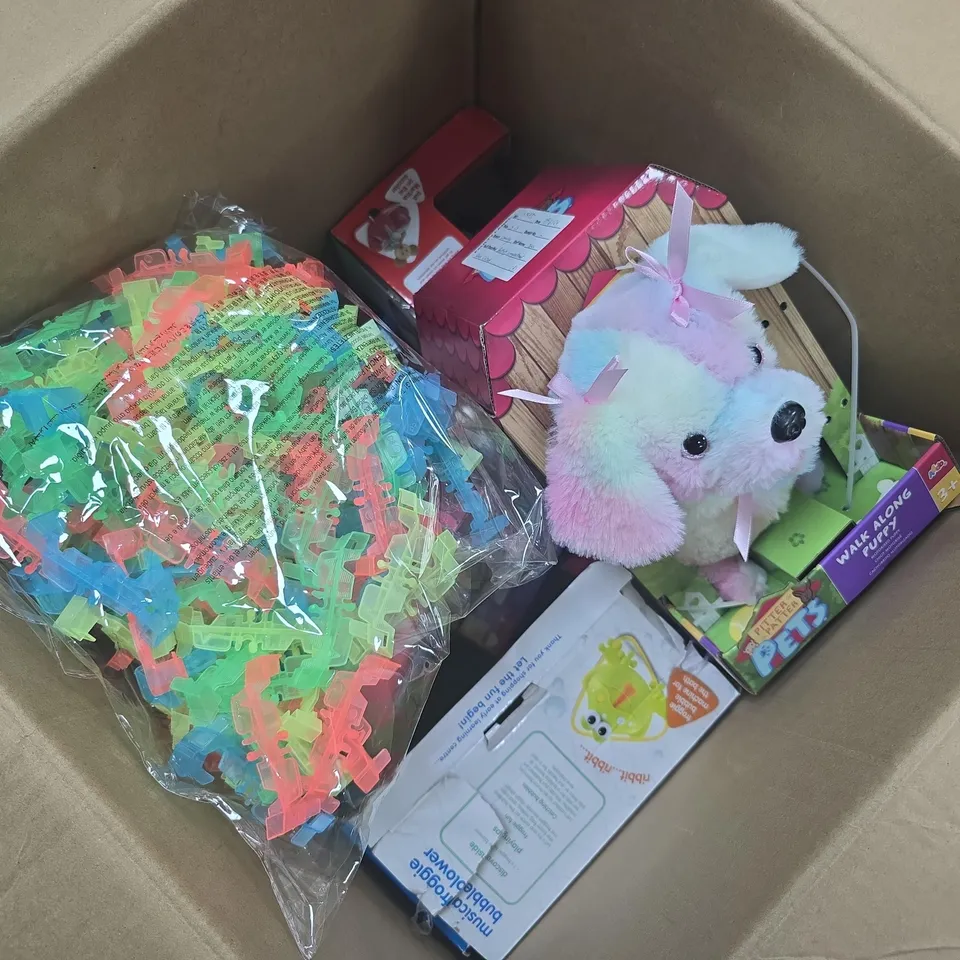 APPROXIMATELY 8 ASSORTED TOYS & GAMES PRODUCTS TO INCLUDE MUSICAL FROGGIE BUBBLE BLOWER, MARTHA MOUSE SCOOTER, WALK ALONG PUPPY, ETC