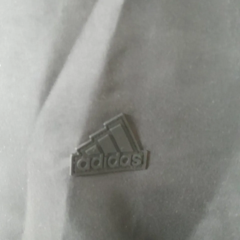 ADIDAS ZIPPED GILET SIZE 2XL