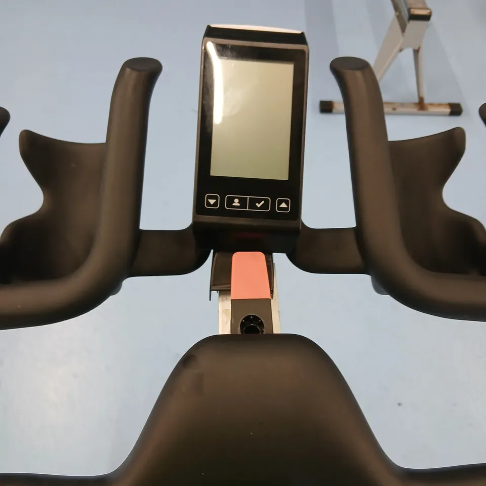 MATRIX INDOOR CYCLING BIKE - POWERED BY ICG WITH CONSOLE