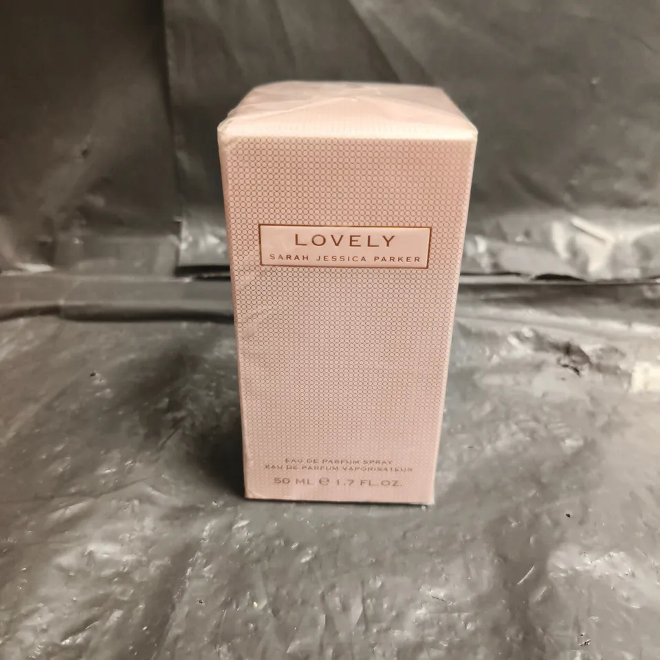 SEALED LOVELY BY SARAH JESSICA PARKER – EAU DE PARFUM 50 ML