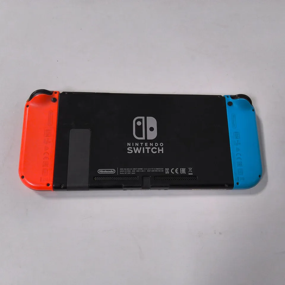 UNBOXED NINTENDO SWITCH HAC-001(-01) HANDHELD GAMING CONSOLE