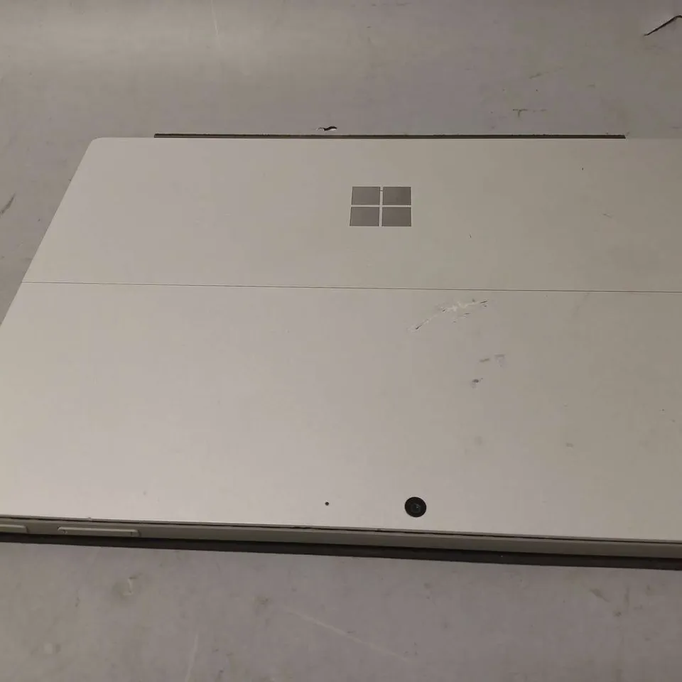 MICROSOFT SURFACE PRO