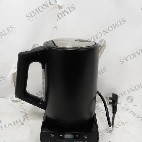 BOXED NINJA PERFECT TEMPERATURE KETTLE KT200UK