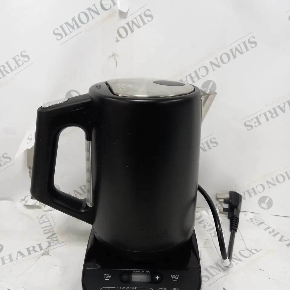 BOXED NINJA PERFECT TEMPERATURE KETTLE KT200UK