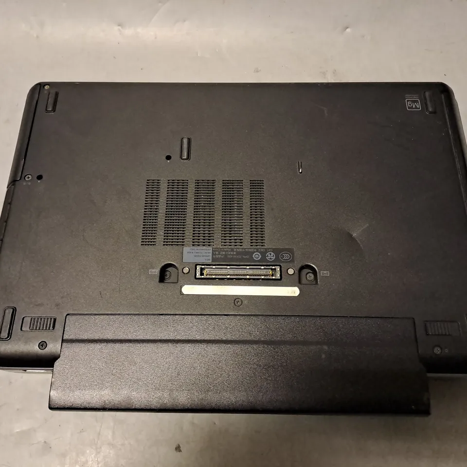 DELL LATITUDE E6330 LAPTOP 