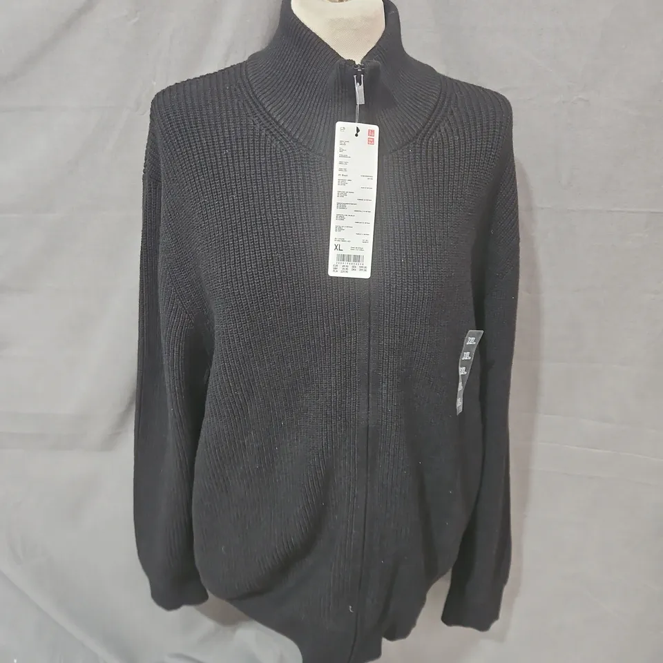 UNIQLO FULL-ZIP KNIT SWEATER - BLACK, SIZE XL