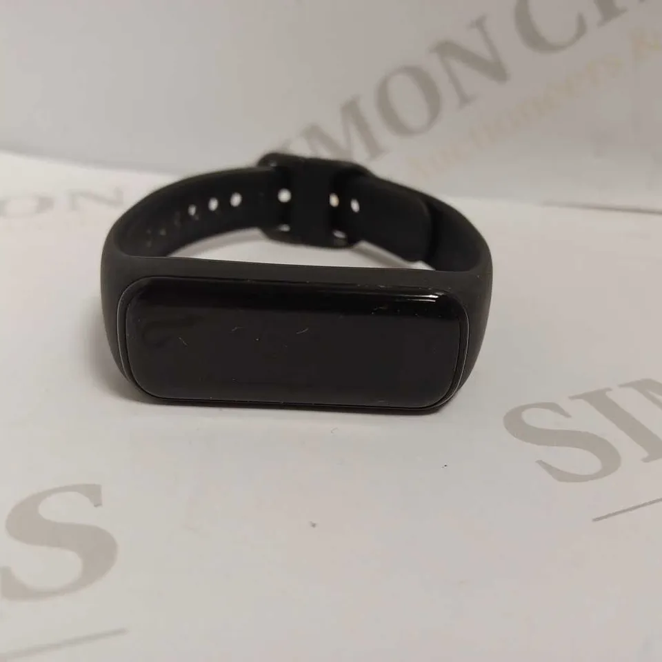 SAMSUNG SM-R220 GALAXY FIT 2 WATCH - BLACK