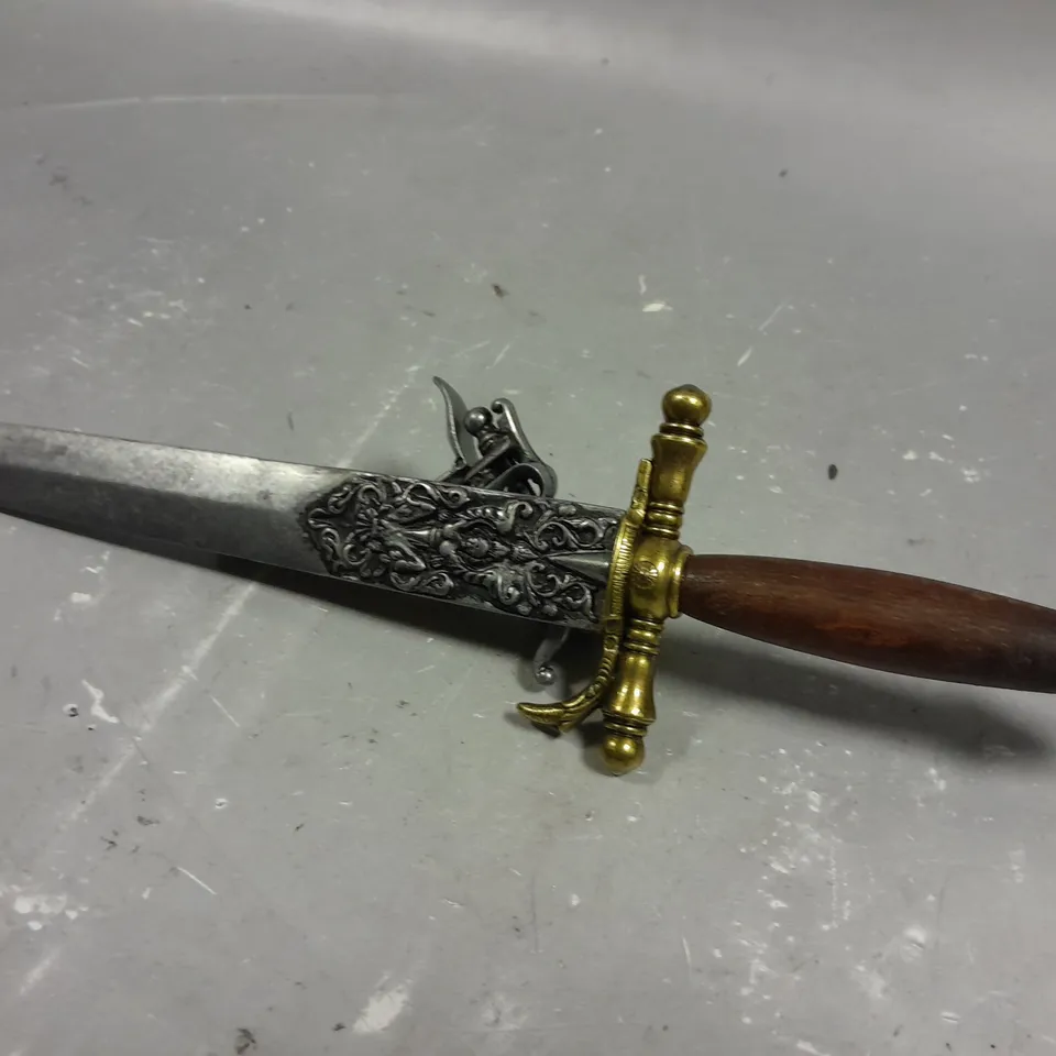 DECORATIVE STILLETO KNIFE WITH PISTOL AND WOODEN HANDLE