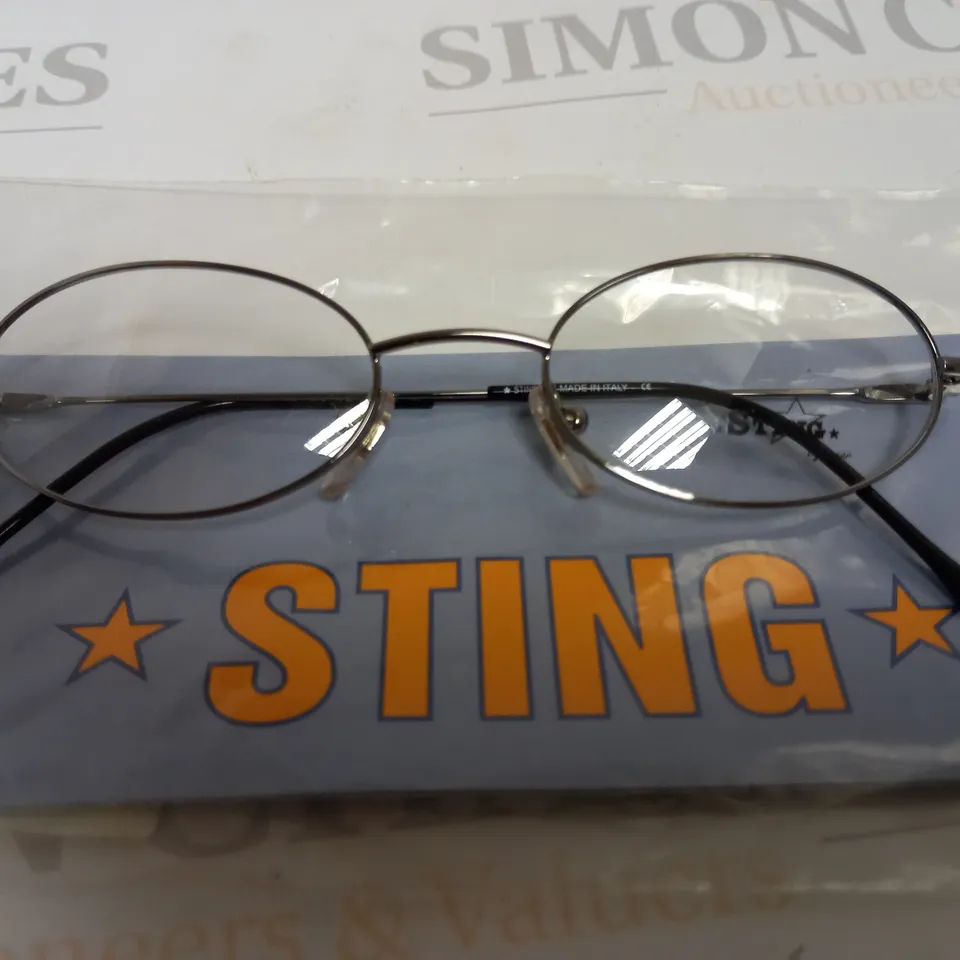 APPROX 10 DERIGO STING GLASSES - BOXED
