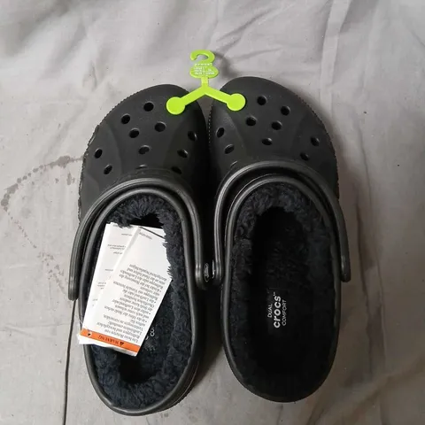 CROCS BAYA LINED CLOG – BLACK – UK 5/6 (EU 38-39)
