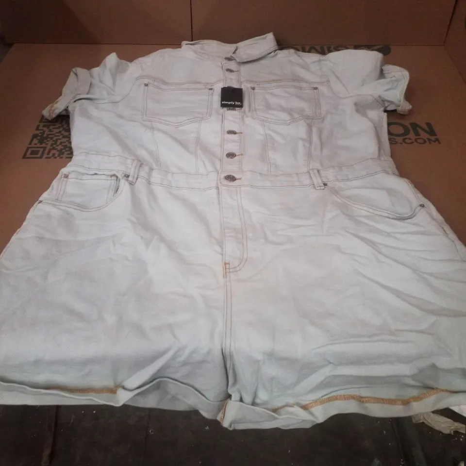BOX CONTAINING APPROXIMATELY 12 BRAND NEW SIMPLY BE BLEACH WASH DENIM PLAYSUITS - SIZE 24