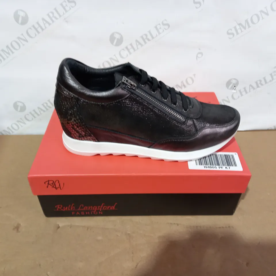 BOXED PAIR OF RUTH LANGSFORD SHOES- SIZE 40