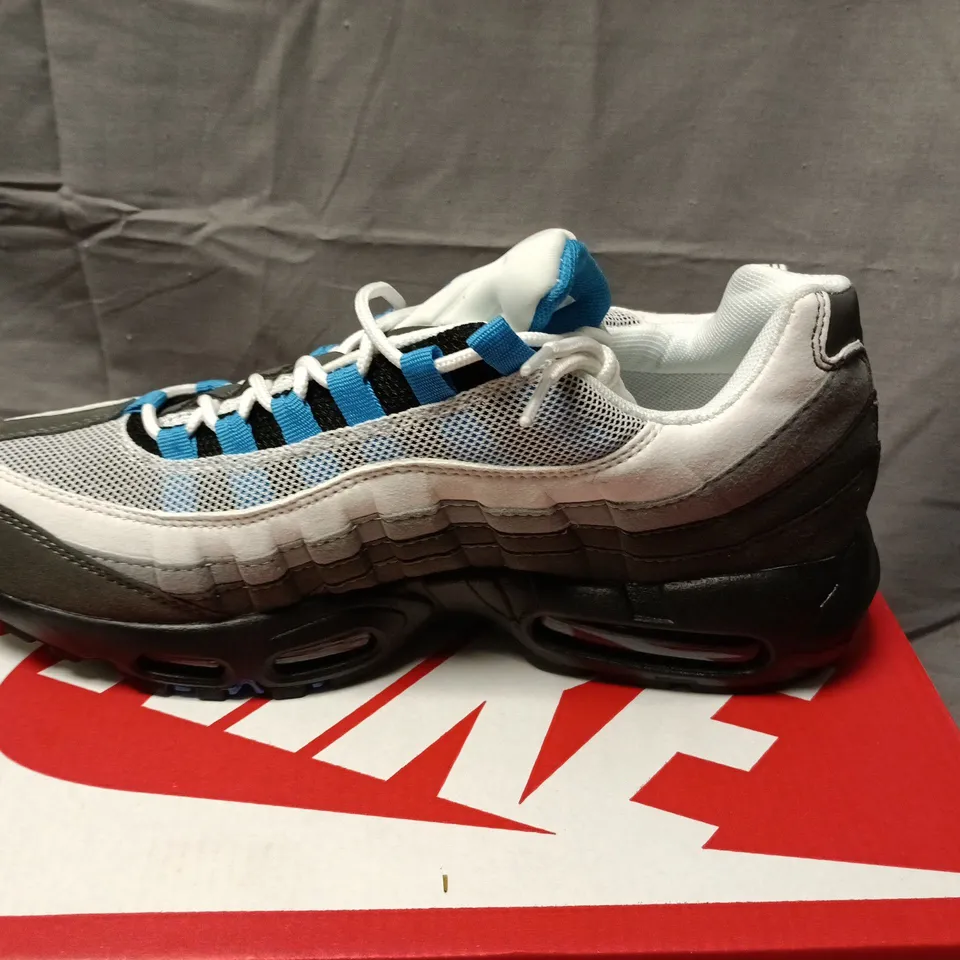 BOXED NIKE AIR MAX 95 TT TRAINERS - GREY/WHITE/BLUE, UK10 (EU45)