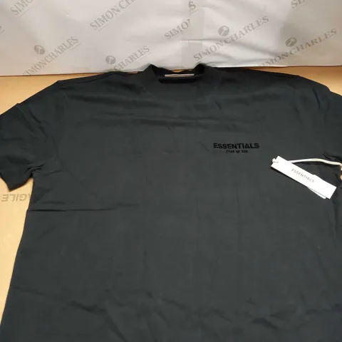 FEAR OF GOD ESSENTIALS T-SHIRT SIZE L