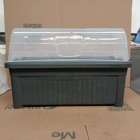 LARGE PLASTIC PLANTER BOXED
