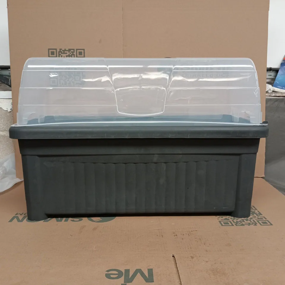 LARGE PLASTIC PLANTER BOXED