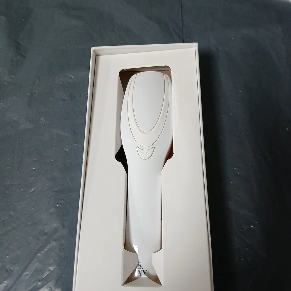 SOLARIS LABORATORIES NY INTENSIVE HAIR & SCALP LED LIGHT THERAPY HAIR BRUSH