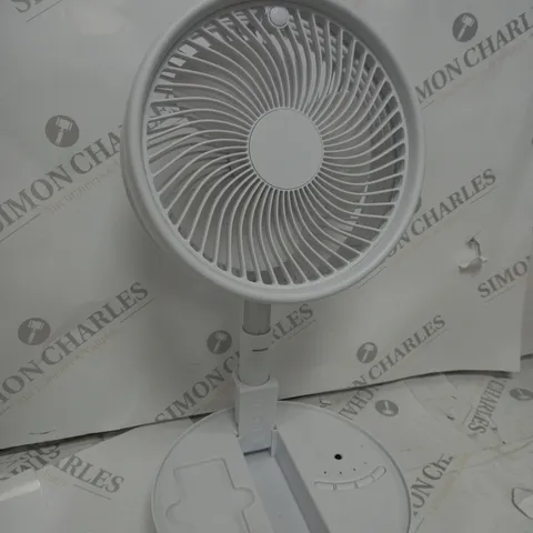 BELL & HOWELL OSCILLATING FOLDING RECHARGEABLE FAN, WHITE