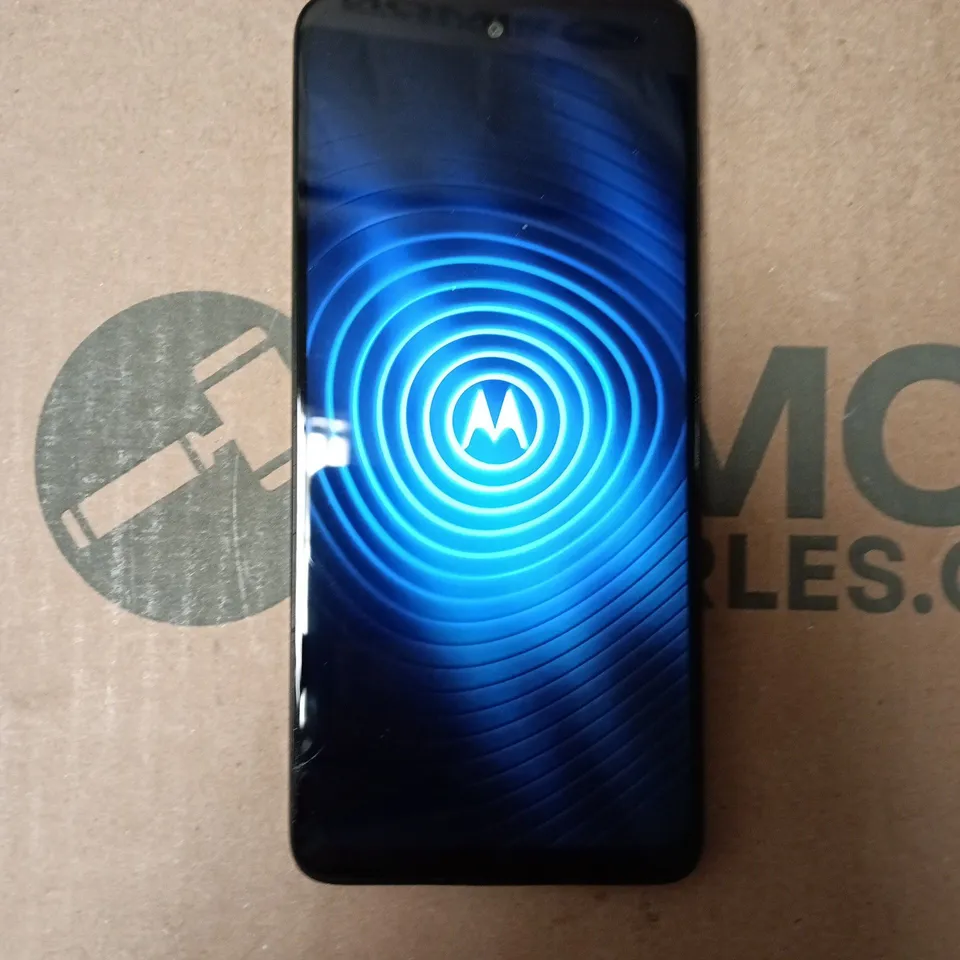 MOTOROLA MOTO G14 IN GREY