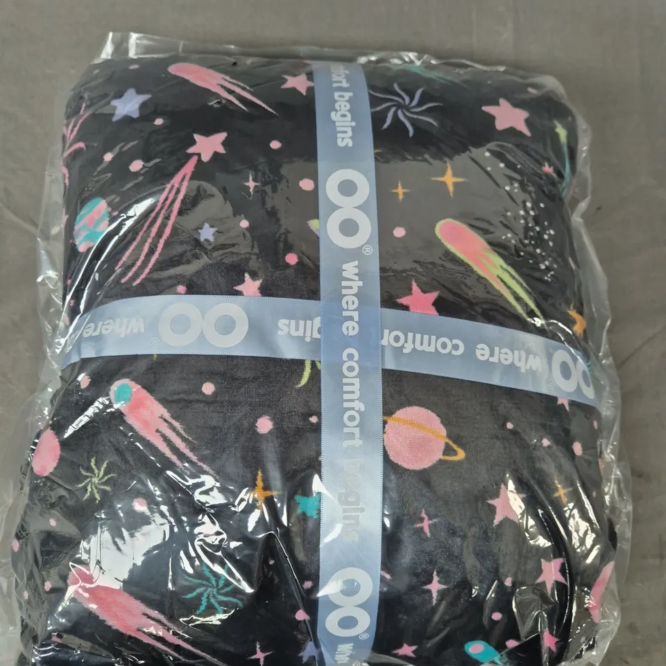 SEALED OODIE ADULT OVERSIZED HOODED BLANKET - GALAXY BLACK