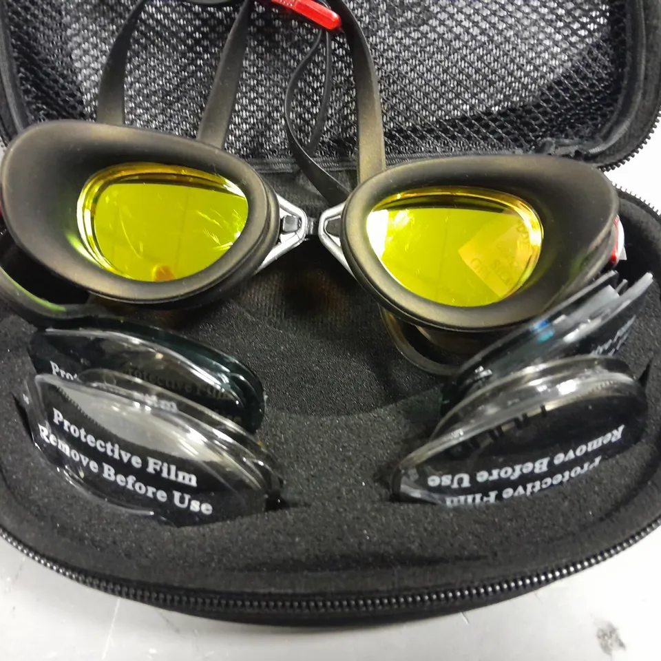 HUBB SILICONE FRAMED SPORTS GLASSES WITH CHANGEABLE LENS IN CASE