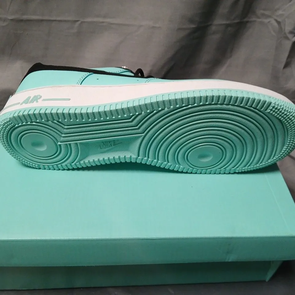 NIKE AIR FORCE 1 SNEAKERS – TURQUOISE/BLACK UK SIZE 9