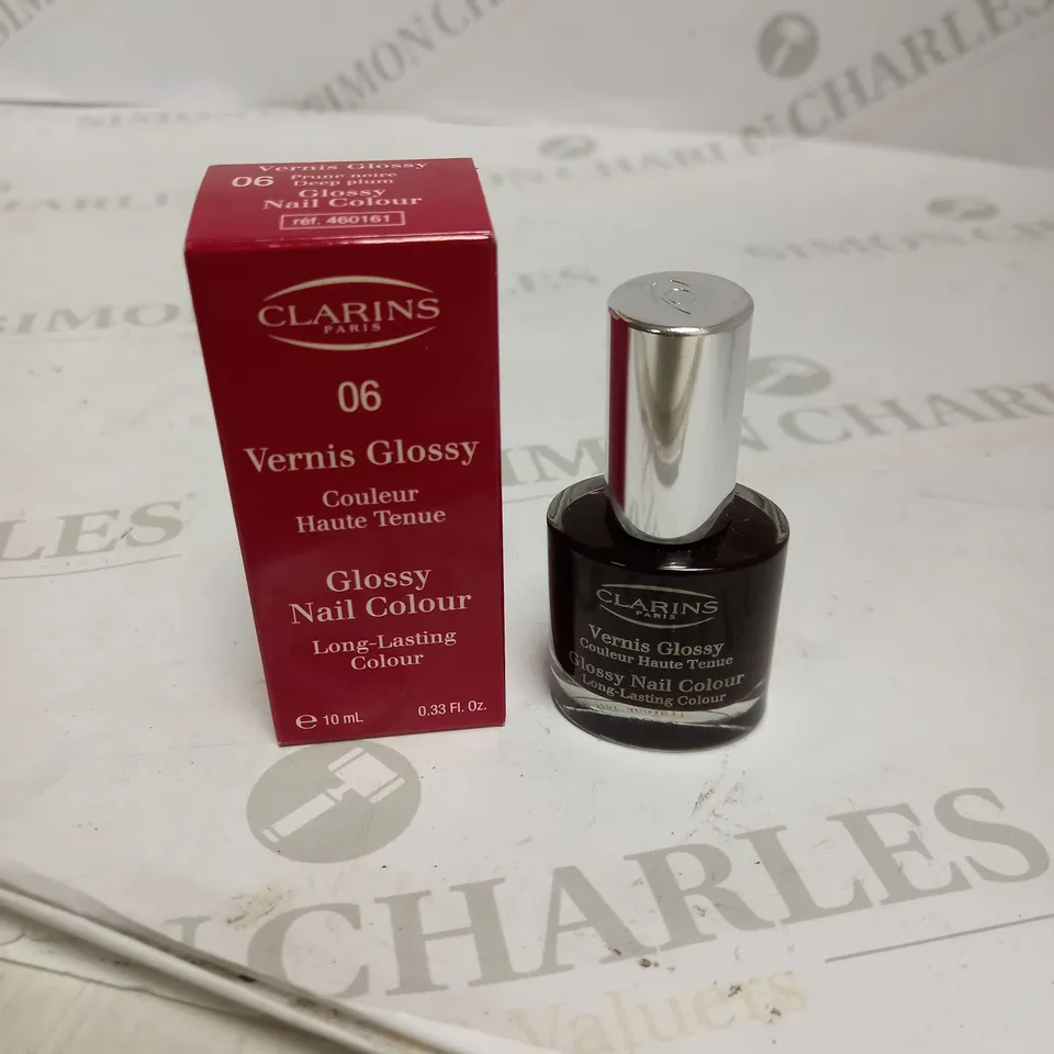 CLARINS GLOSSY NAIL COLOUR SHADE 06