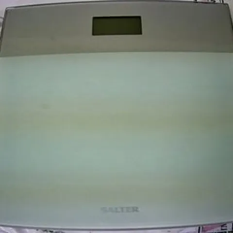 BOXED SALTER GLASS PERSONAL SCALE