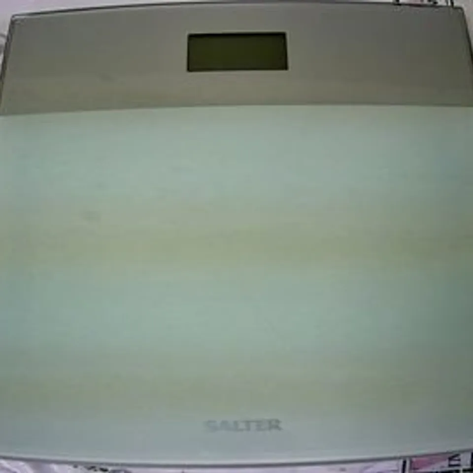 BOXED SALTER GLASS PERSONAL SCALE